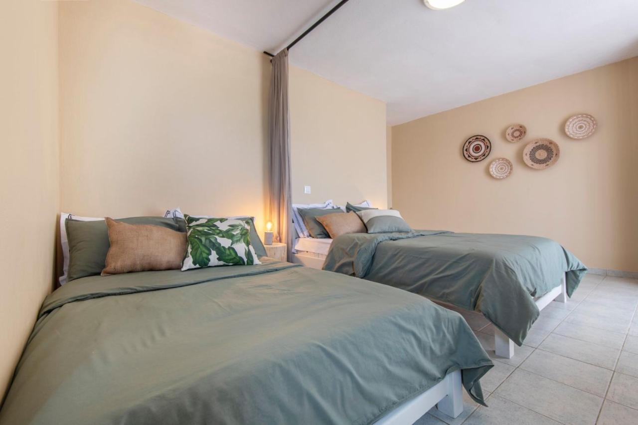 Puerto Seaside Rooms Akhladherí Exteriör bild