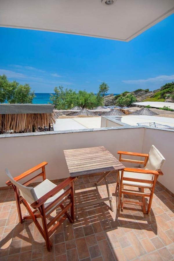 Puerto Seaside Rooms Akhladherí Exteriör bild