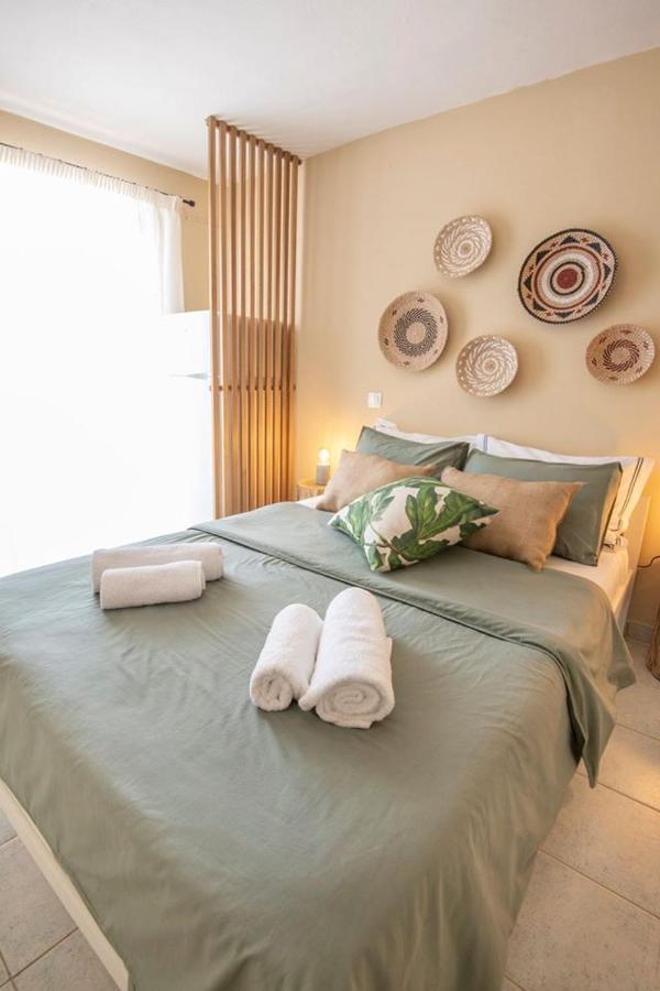 Puerto Seaside Rooms Akhladherí Exteriör bild